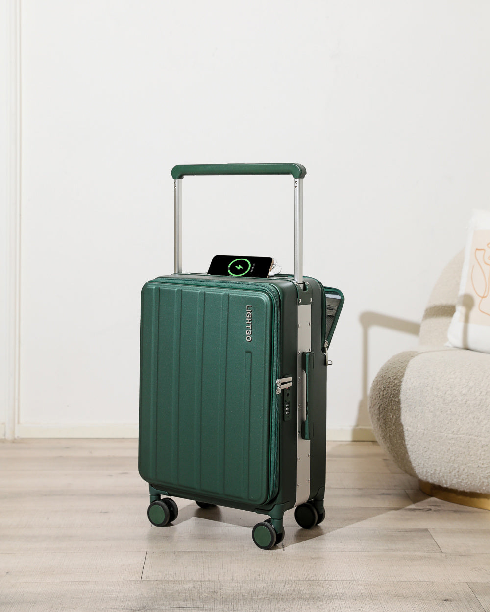 7638 Business Carry-On: Dual Laptop Access, TSA Lock, Silent Wheels