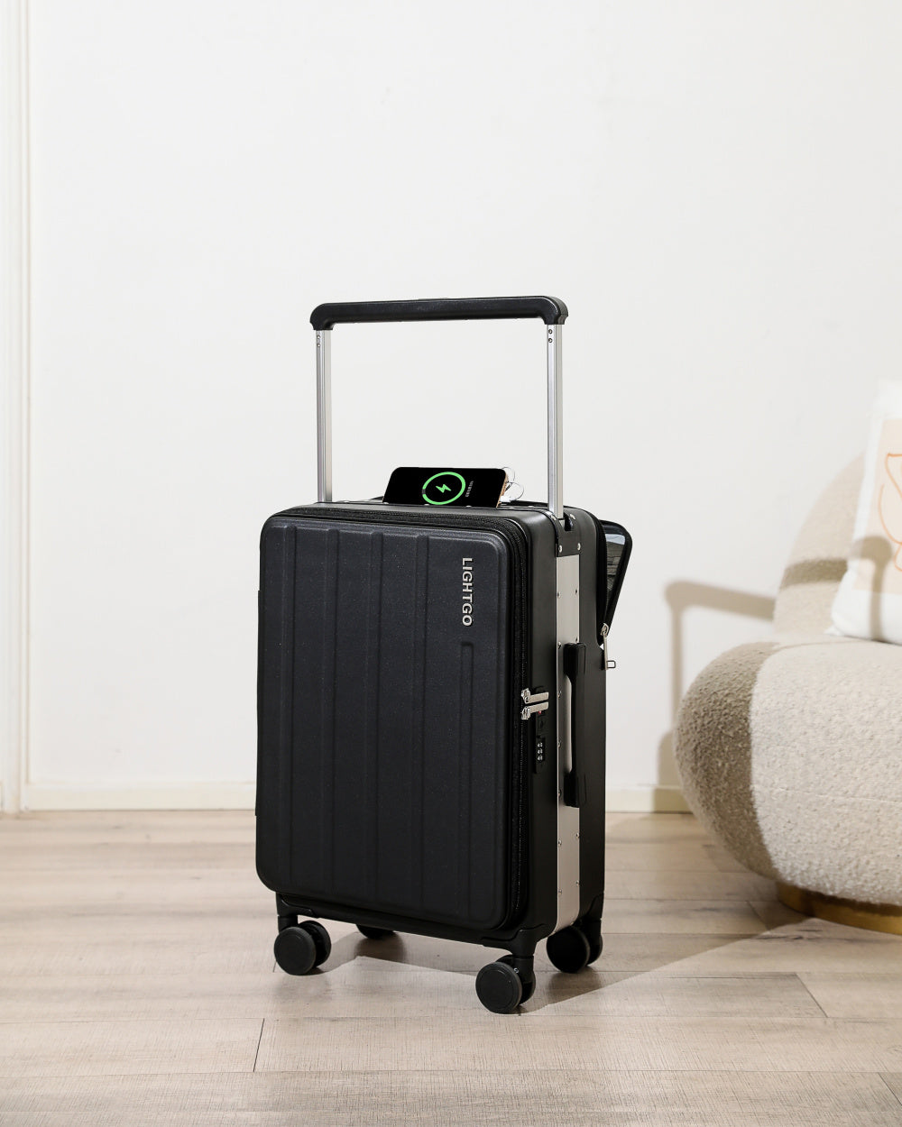 7638 Business Carry-On: Dual Laptop Access, TSA Lock, Silent Wheels