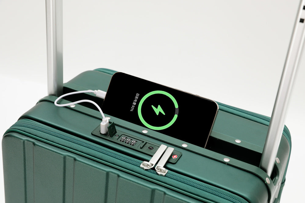 7638 Business Carry-On: Dual Laptop Access, TSA Lock, Silent Wheels
