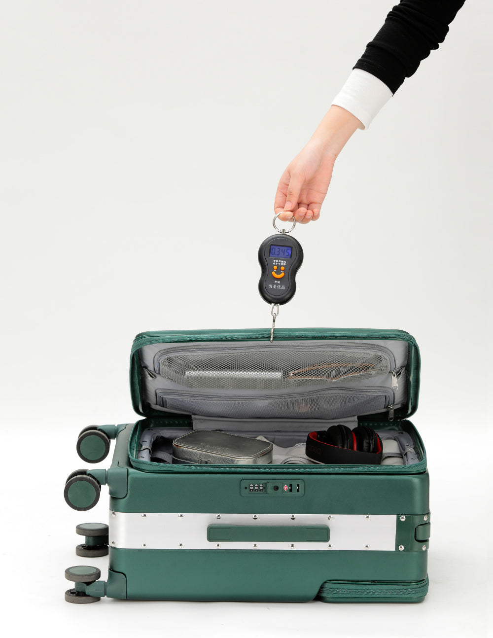 7638 Business Carry-On: Dual Laptop Access, TSA Lock, Silent Wheels