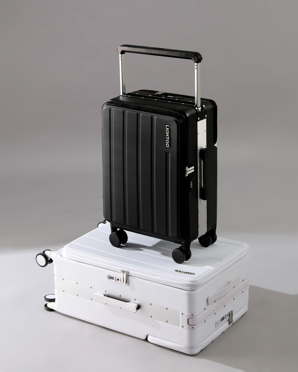 7638 Business Carry-On: Dual Laptop Access, TSA Lock, Silent Wheels