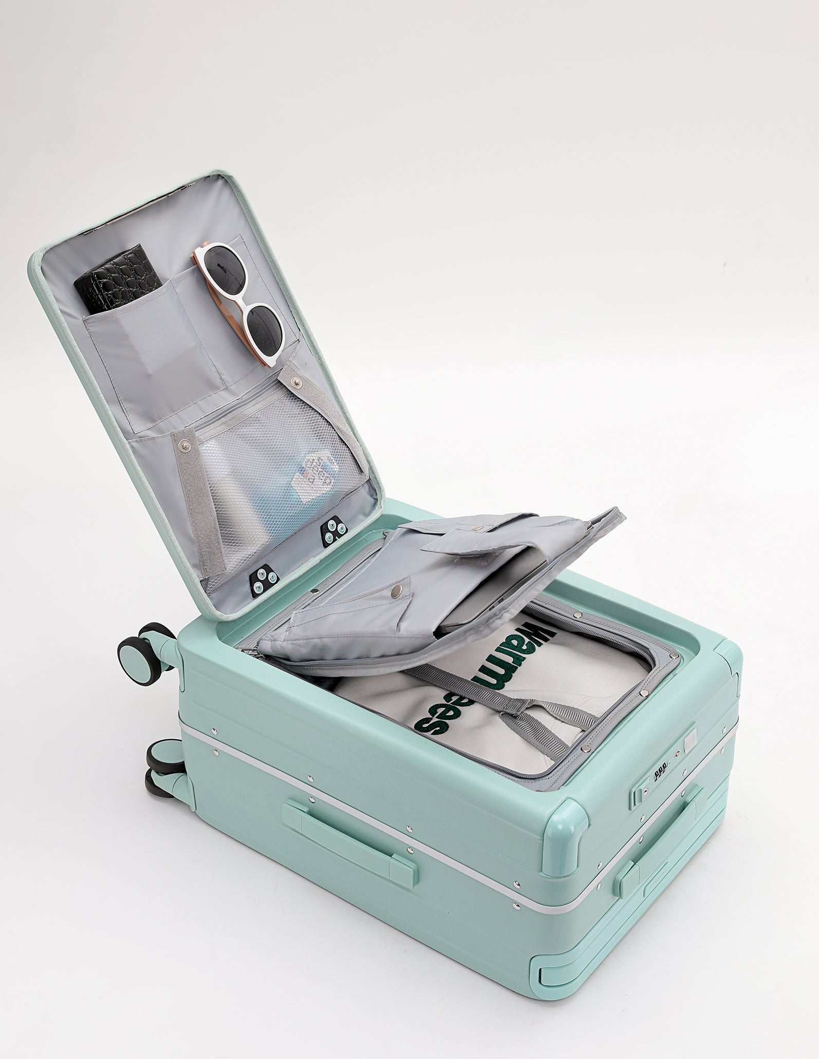 7635 large capacity front opening luggage compartment